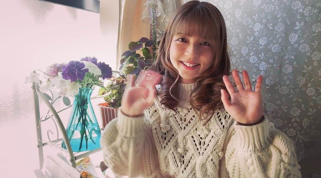茜結のインスタグラム：「今日ゎ、色んな人の優しさを、たくさん感じられた一日だた♪  #茜結#グラビア#グラドル #女優#役者#ナレーター#youtuber #youtuber好きな人と繋がりたい #youtubechannel #可愛い女の子 #大人可愛い #綺麗になりたい #低身長 #シングルマザー #綺麗なお姉さん #熟女 #カメラマンさんと繋がりたい #撮影モデル #撮影 #cute #beautiful #水着 people #お洒落さんと繋がりたい #お洒落 #可愛くなりたい #可愛い女の子 #可愛い子と繋がりたい #美少女 #美魔女」