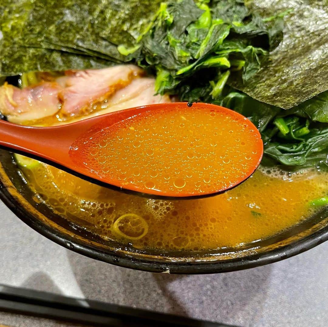 rasuさんのインスタグラム写真 - (rasuInstagram)「吉村家さんは尊かった うめええええい！！！！」2月18日 14時40分 - rashu_eat