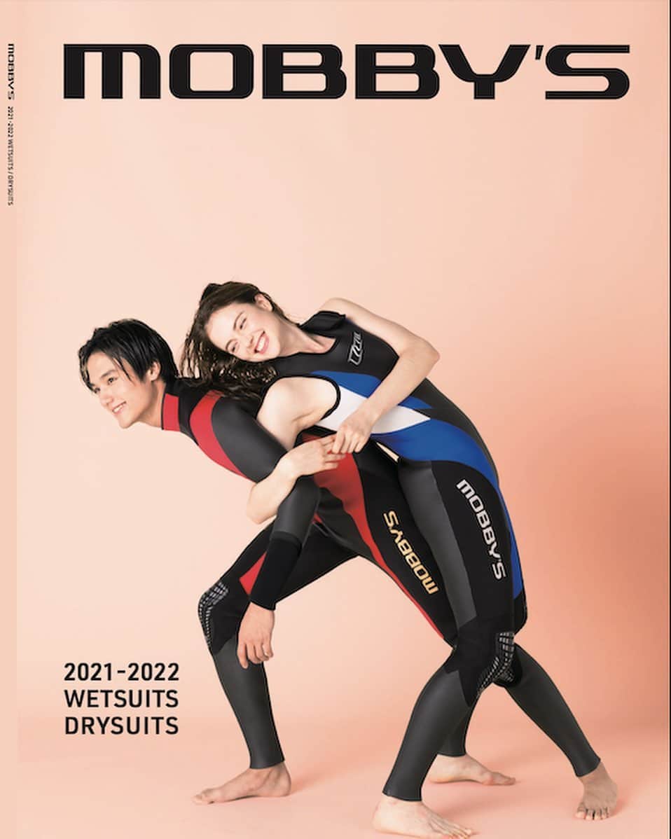 大須賀崇のインスタグラム：「@mobbys_jp  2021 - 2022 WETSUIT DRYSUIT カタログ出演させて頂きました！ 今年からサーフィン挑戦したいなぁ🏄‍♂️ ありがとうございました！  #mobbys  #mobbydick  #ウェットスーツ」