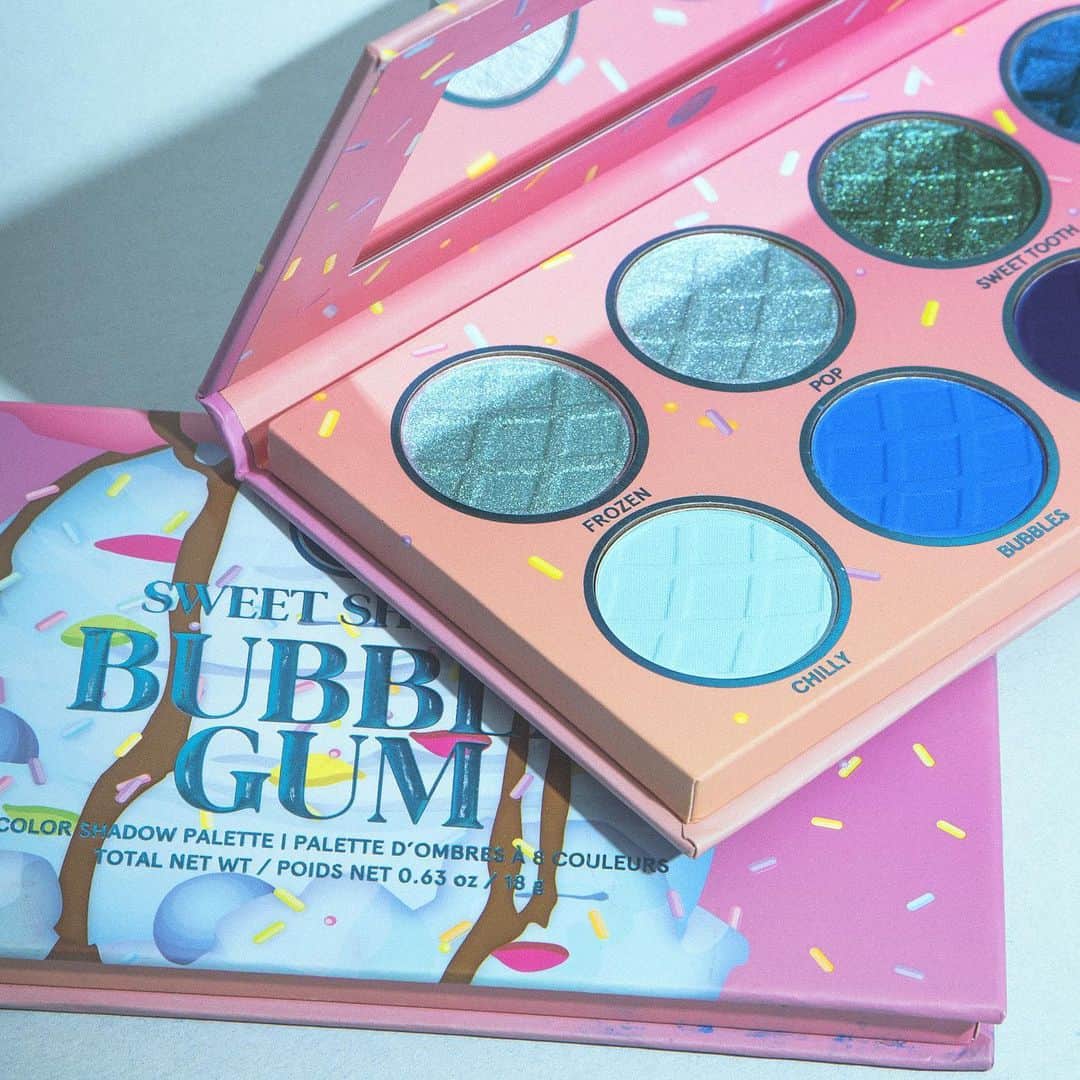 BH Cosmeticsのインスタグラム：「Lip smacking blue hues 👅 Who's tried the Bubble Gum palette?! It's still available til the last ones melt away 💙 #bhsweetshoppe #bhcosmetics」