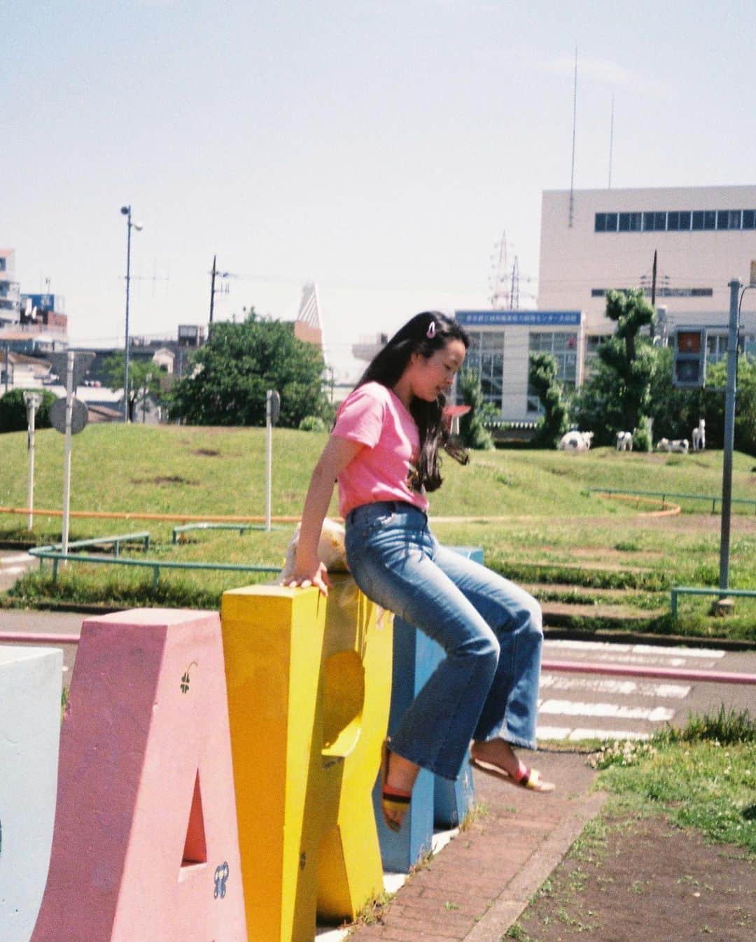 kisimariさんのインスタグラム写真 - (kisimariInstagram)「70年代ヒッピースタイル  model @nico_rainbow25  👚👖@bershka」2月18日 15時58分 - kisimari_love
