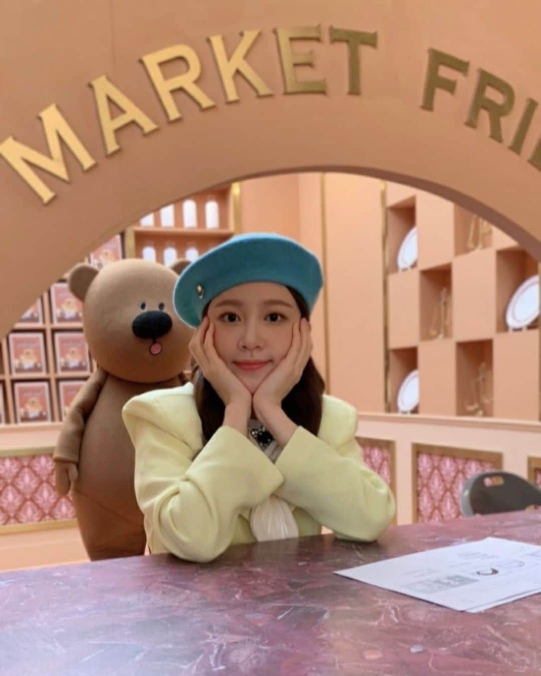 ハニのインスタグラム：「뀨?」