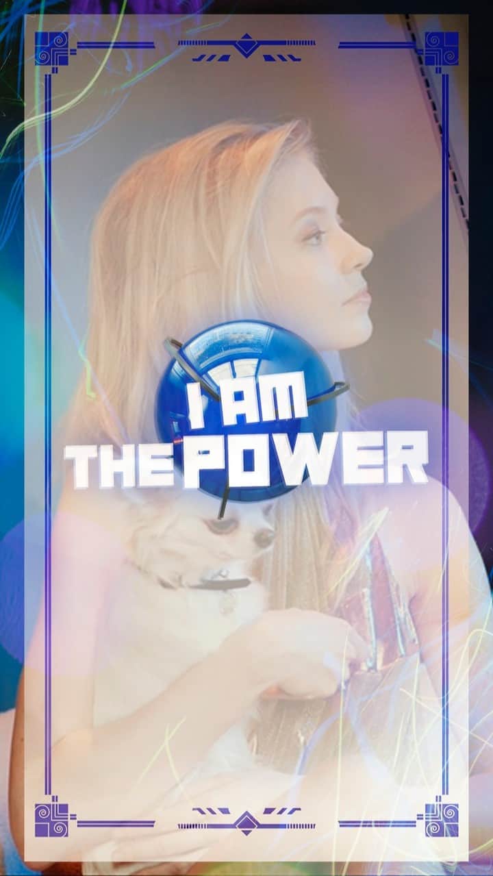 クストのインスタグラム：「Digital fashion show at @nyfw presenting FW21 collection #IAmThePower in fashion film format.  Special thanks por making it possible:  @barberafilms  @editionbarcelona @hairtimebarcelona  @xxlcomunicacion  @fashiondesignersoflatinamerica @melissavosx  @belinda_sofia  @calixtavarady  @carlotadalmau  @montanadalmau  @albertbufill  @nicki_mh  @angieangielska @_sarasanz」