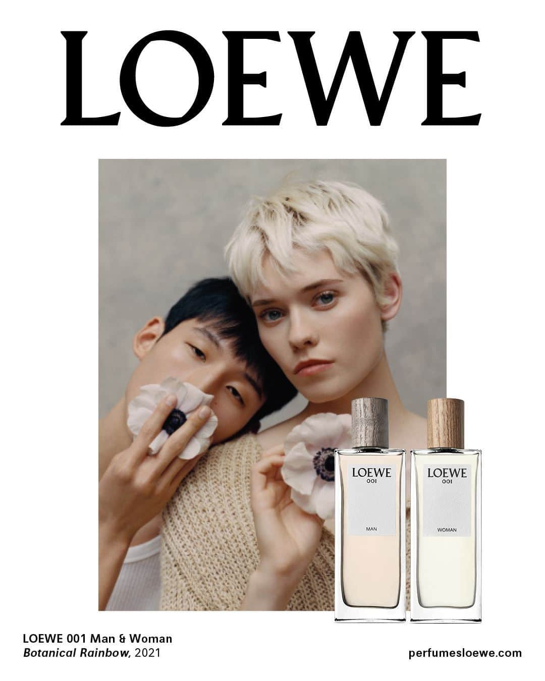 Loeweさんのインスタグラム写真 - (LoeweInstagram)「LOEWE 001 campaign photographed by Tyler Mitchell, captures individuals and ingredients interacting together in harmony.   Creative direction by @Jonathan.Anderson  Photography by @Tylersphotos @artpartner  Styling by @BenjaminBruno_  Casting by @AshleyBrokaw  Hair & Make-up by @cyndiaharvey and @lauren.parsons  Set design by @andyhillmanstudio and @florastarkey  Production by @holmesproduction  Featuring @maike.inga and @woos4ng  @LOEWE_Perfumes #LOEWE  #LOEWEperfumes  #LOEWEBotanical  #TylerMitchell #ArtPartner」2月18日 17時30分 - loewe