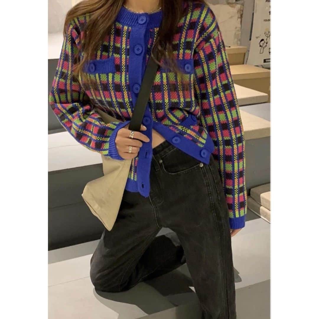 米田紗英さんのインスタグラム写真 - (米田紗英Instagram)「\チェックでビンテージ風🤍/﻿ ﻿ 今回は海外ビンテージ風チェックアイテムを紹介！﻿ ﻿ ✅海外ビンテージ風なおしゃれアイテム🎶﻿ チェック柄で海外ビンテージ風なおしゃれコーデを完成させて﻿ ﻿ みんなも挑戦してみてね💫﻿ ﻿ ﻿ ﻿ #ドリーピータウン #Dleepytown  #ストリート系女子 #ストリートコーデ #ストリートスタイル #韓国ファッション #服好きな人と繋がりたい #カジュアルファッション #カジュアルコーデ #おしゃれさんと繋がりたい #最旬トレンド #トレンド発信 #トレンド部  #スポーツミックス #ファッション　#今日のコーデ　#デートコーデ　#韓国コーデ　#トレンドコーデ　#学生コーデ　#プチプラコーデ　#プチプラ　#冬コーデ　#海外ビンテージ　#チェック柄コーデ #チェックアイテム #チェックアイテムがほしい」2月18日 17時36分 - dleepytown_official