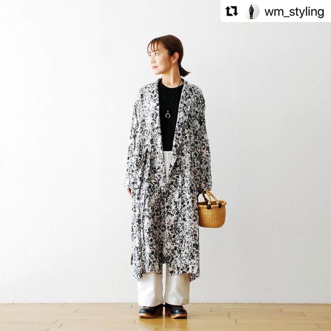 wonder_mountain_irieさんのインスタグラム写真 - (wonder_mountain_irieInstagram)「#Repost @wm_styling with @make_repost ・・・ [ #21SS_WM_styling. ] _ styling.(height 161cm) ear cuff → #CAREERING × #WACKOMARIA ￥18,700-,￥20,900- gown → #TOUJOURS #トゥジュー ￥79,200- tshirts → #gicipi ￥4,180- bag → #LIGHTYEARS ￥4,180- shoes → #TROENTORP ￥23,100- _ 〈online store / @digital_mountain〉 → http://www.digital-mountain.net _ 【オンラインストア#DigitalMountain へのご注文】 *24時間受付 *14時までのご注文で即日発送 *1万円以上ご購入で送料無料 商品について：084-973-8204 カスタマーサポート：050-3592-8204 _ We can send your order overseas. Accepted payment method is by PayPal or credit card only. (AMEX is not accepted) Ordering procedure details can be found here. >>http://www.digital-mountain.net/html/page56.html _ 本店：@Wonder_Mountain_irie 系列店：@hacbywondermountain (#japan #hiroshima #日本 #広島 #福山) _」2月18日 17時55分 - wonder_mountain_