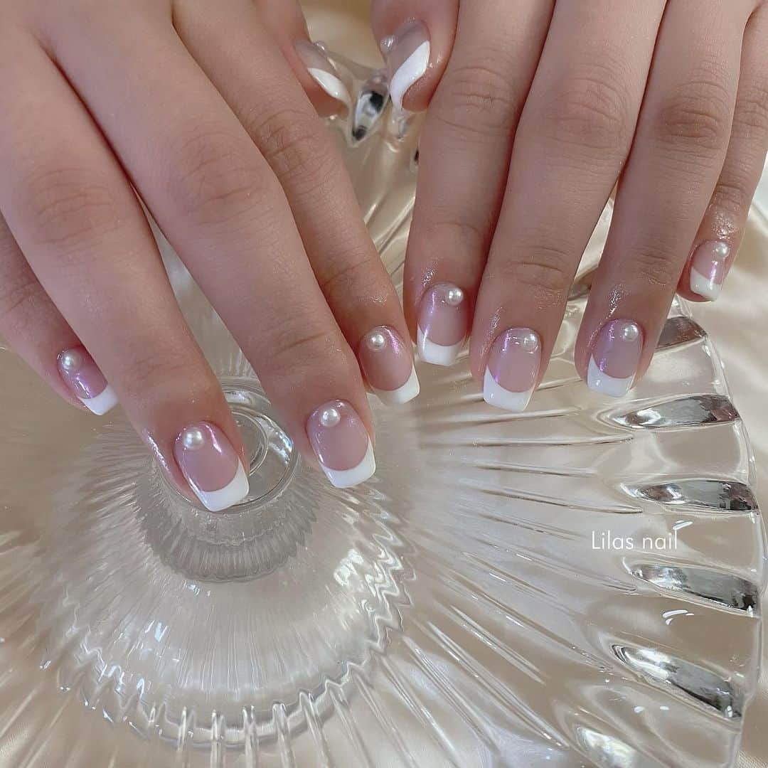 makoのインスタグラム：「* ありがとうございました🤍🥚 フレンチブームが☺️ #girlynail #ガーリーネイル #ミラーネイル #glitternail #젤네일 #젤네일아트 #젤네일전문 #フレンチガーリー  #ギンガムチェック #ギンガムチェックネイル #オーダーチップ #ブライダルネイル #ワイヤーネイル  #セルフネイル #스누피네일아트 #左右非対称ネイル #ちょうちょネイル #蝶々ネイル #ヴィンテージネイル #水滴ネイル #オーロラネイル #フレンチネイル #冬ネイル #マットネイル #韓国ネイル」