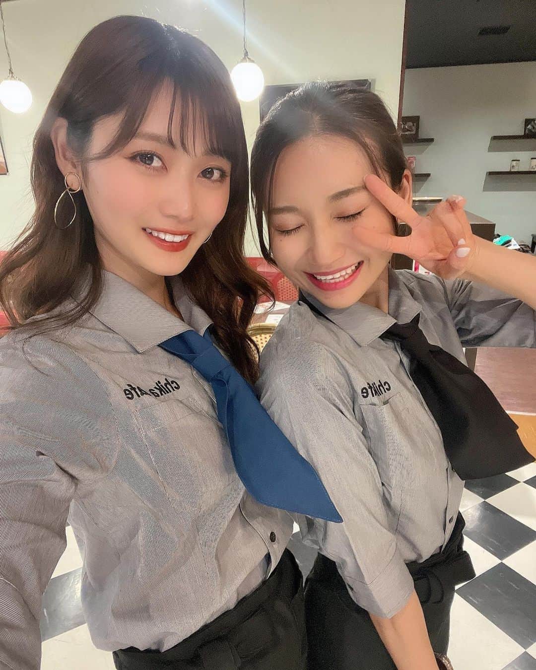 近藤美月のインスタグラム：「本日19:00に﻿ YouTube【あんけんガールズ。】﻿ 公開🎥💚﻿ ﻿ 滋賀県守山にある﻿ チカカフェさんと﻿ コラボしました〜〜♡🍽﻿ @chika_moriyama.shidax  ﻿ 人気メニュー当てれるまで 帰れま10っ💡﻿ かなみんもマホちゃんも細いのに﻿ 定食5つくらい食べててほんとに笑いすぎた。﻿ ﻿ かなみんに食パン一斤でてきたときは﻿ お腹壊れるかと思った。笑笑﻿ 守山で勉強や作業するときは﻿ チカカフェさんのたまごサンドイッチ﻿ 頼むべきやと思います♡﻿ 大きすぎるから1日かけて食べれます！笑﻿ ﻿ ﻿ ﻿ ﻿ ﻿ ﻿ ﻿ ﻿ #滋賀県﻿ #滋賀守山﻿ #滋賀インフルエンサー﻿ #関西サロンモデル﻿ #チカカフェ﻿ #滋賀おすすめカフェ﻿ #チカ守山　#シダックス」