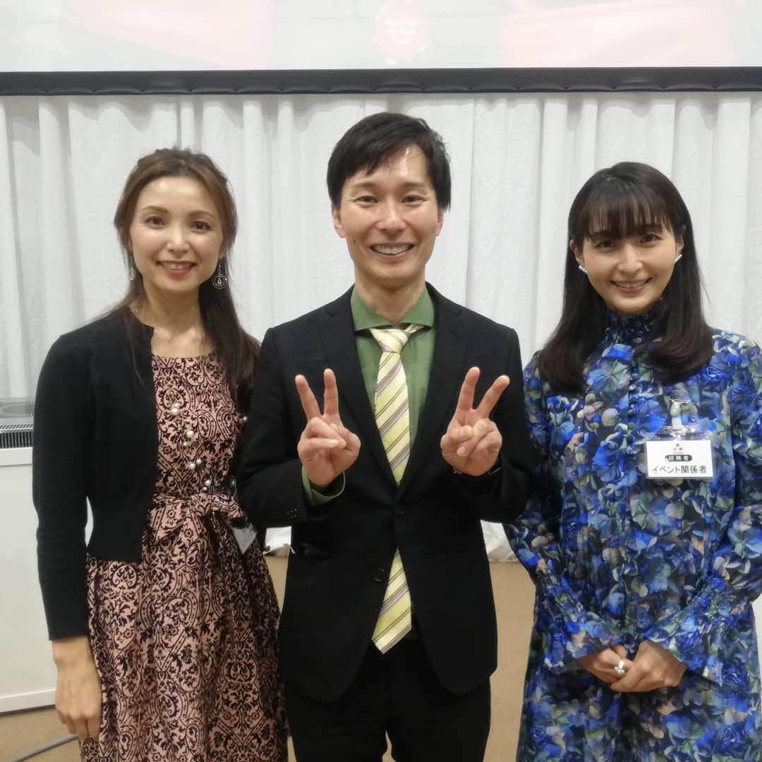 滝沢秀一（マシンガンズ）のインスタグラム：「新レシピ発掘オーディションで室谷真由美さんと和田あいさんと一緒させていただきました！そして毎年恒例、加藤さんと写真を取らせていただきました！」