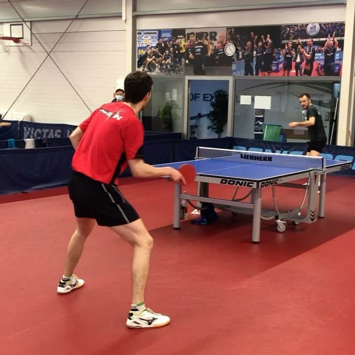 SZUDI Adamのインスタグラム：「It was good to be back in Ochsenhausen for a week of practice! Thanks @simongauzyoff 💪🏻 #tabletennis #magyarock #🇭🇺 #urbanspin #urbantabletennis #ochsenhausen #ittf #practice」