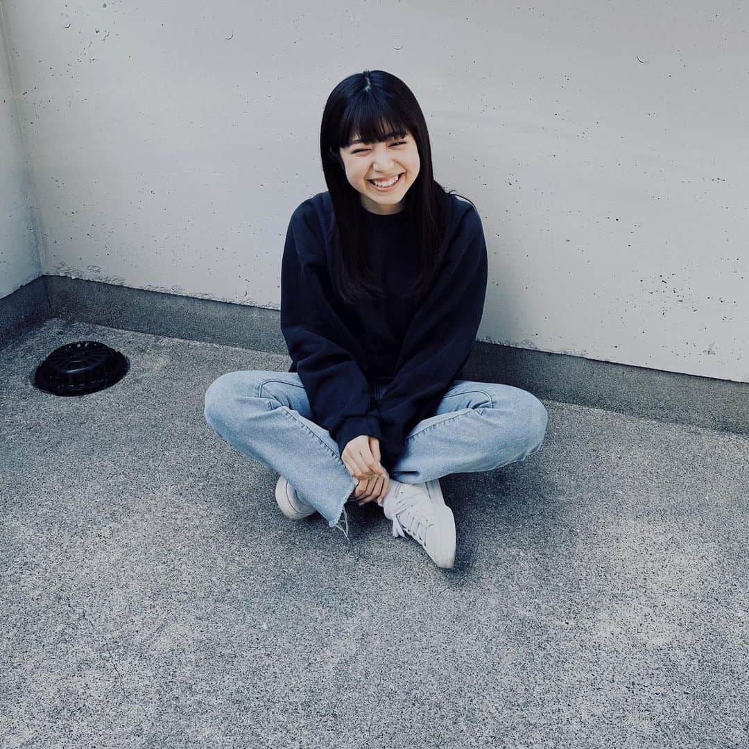 吉田莉桜さんのインスタグラム写真 - (吉田莉桜Instagram)「🤍🌙」2月18日 19時23分 - yoshida_rio_official