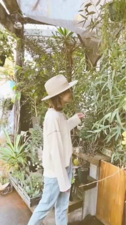 馬詰まほのインスタグラム：「Making🌼🎞 @limtokyo_official」