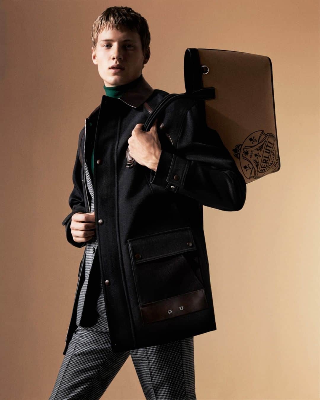 ベルルッティのインスタグラム：「- THE #BERLUTI SPRING 21 PRE-COLLECTION BY @kris_van_assche -  Now available In-Store and on the E-Shop.  Photography by @carlijnjacobs  Creative Direction by #krisvanassche and @mmparisdotcom  Styling by @mauricionardi」