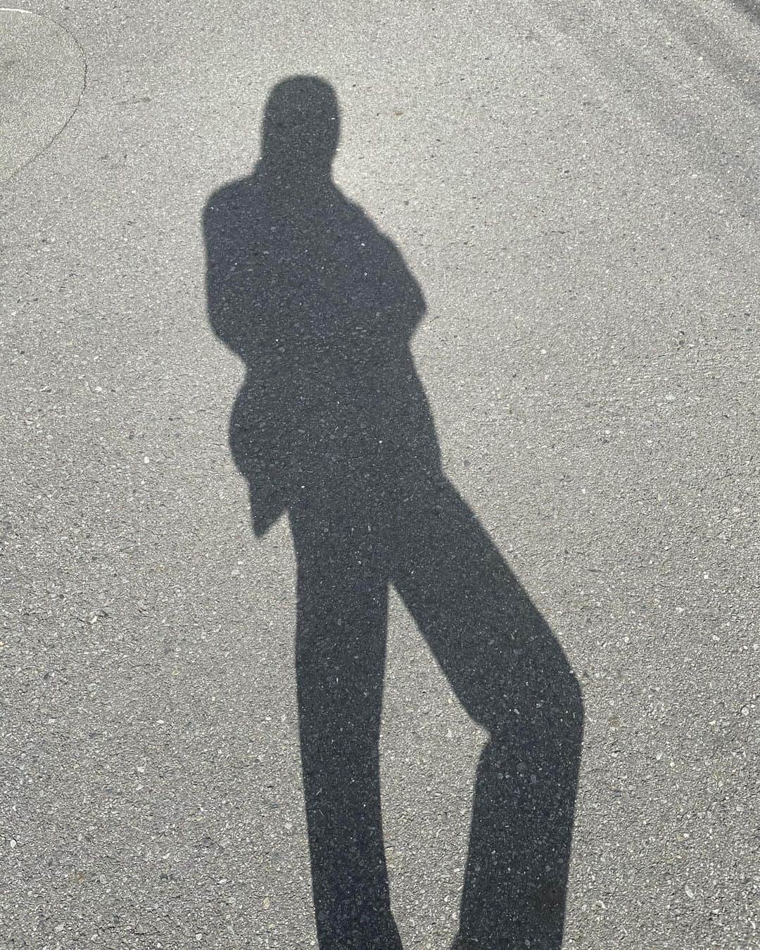 ジャン海渡さんのインスタグラム写真 - (ジャン海渡Instagram)「影の俺スタイル良すぎじゃない？」2月18日 19時34分 - jjean_naejj