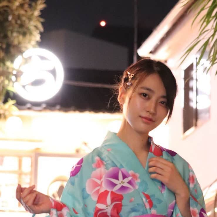 佐藤里菜のインスタグラム：「最後まで読んでいただけたら嬉しいです。 ･ ･ 〇ミス･日本のゆかた選出オーディション〇  この度、【ミス･日本のゆかた選出オーディション】に参加することとなりました！  このオーディションでは、 《トライアル》2/18~2/27  ↓ 《予選》3/16~4/15  ↓ 《決勝前半》4/19~5/16  ↓ 《決勝後半》5/21~6/7  ↓ 《番外編オーディション》6/10~6/17  とあり、グランプリ3名、準グランプリ2名 以上5名が【ミス日本のゆかた2021】として、イベント･メディア出演、活動ができる権利がもらえます！  また、トライアル配信期間中は、 配信アプリ「マシェバラ」でのフリー配信、公式配信で獲得したポイント上位５名が 地上波番組「極楽山本・ロンブー亮のARIGATEENATV」でのPR動画に出演できます！  詳しい詳細は、配信アプリ「マシェバラ」内にあります、【ミス･日本のゆかた選出オーディション】イベント内容からご覧下さい！ ･ ･ 【ミス･日本のゆかた選出オーディション】1次審査を通過でき、嬉しいです！  ですが、ただいま私は【Hitotsuyama Racing オーディション】にも参加させていただいております。 なので、2/20までは【Hitotsuyama Racing オーディション】を精一杯頑張ってから、2/21より【ミス･日本のゆかた選出オーディション】に力を注いでいきたいと思っております。  続けてのオーディションになってしまいますが、私も変わらず全力で頑張りますので、引き続き応援していただけたら嬉しいです！  みなさん、ぜひこれからもよろしくお願いいたします！ ･ ･ ･ #オーディション #ゆかた #女子 #日本 #応援よろしくお願いします #佐藤里菜 #さとりな #ちゃんり #rina #audition #yukata #japan #followme」