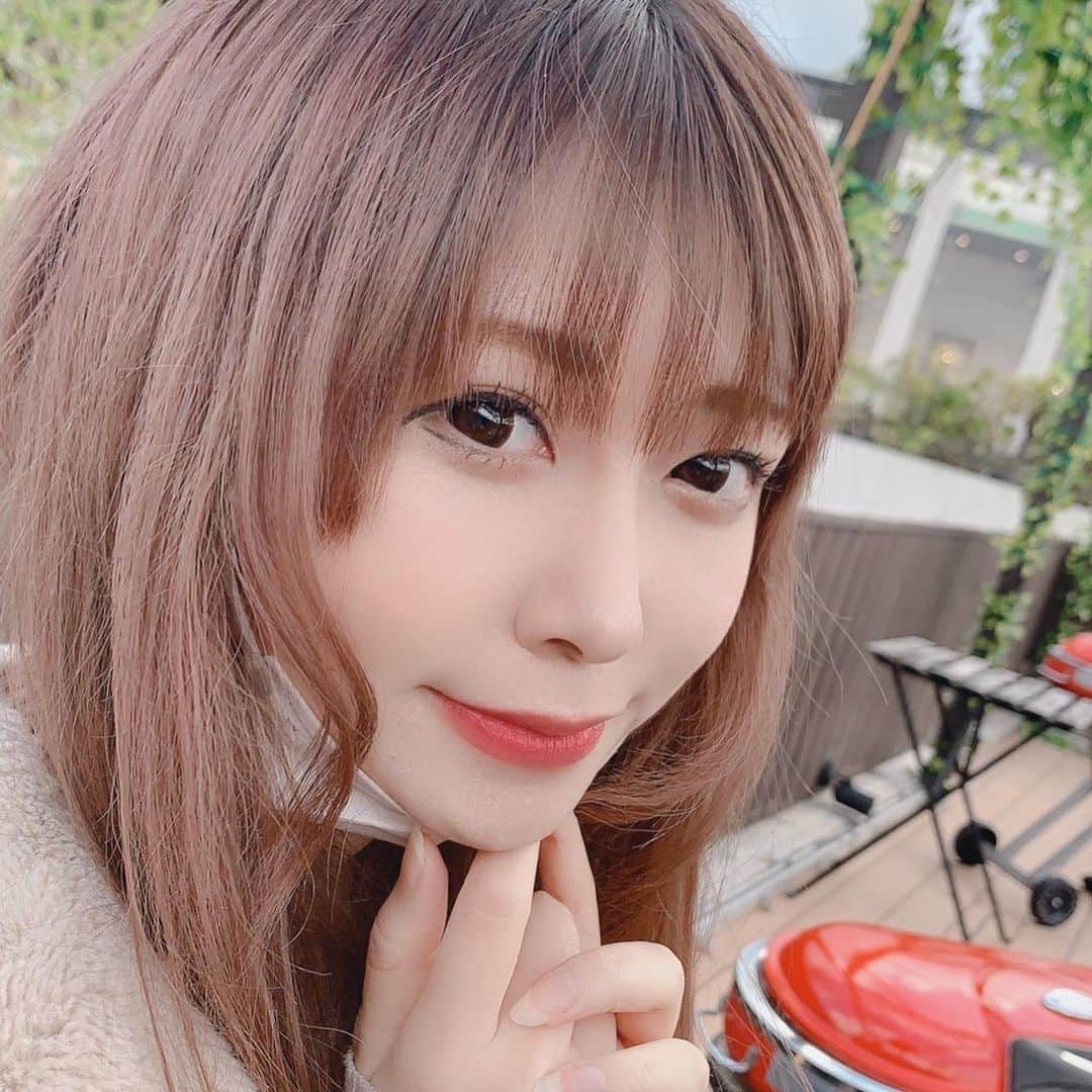 鉢呂ゆなさんのインスタグラム写真 - (鉢呂ゆなInstagram)「サチナガノに撮ってもらうの1番盛れるので私はサチナガノに恋をしてるのかもしれない」2月18日 20時09分 - uniko_a