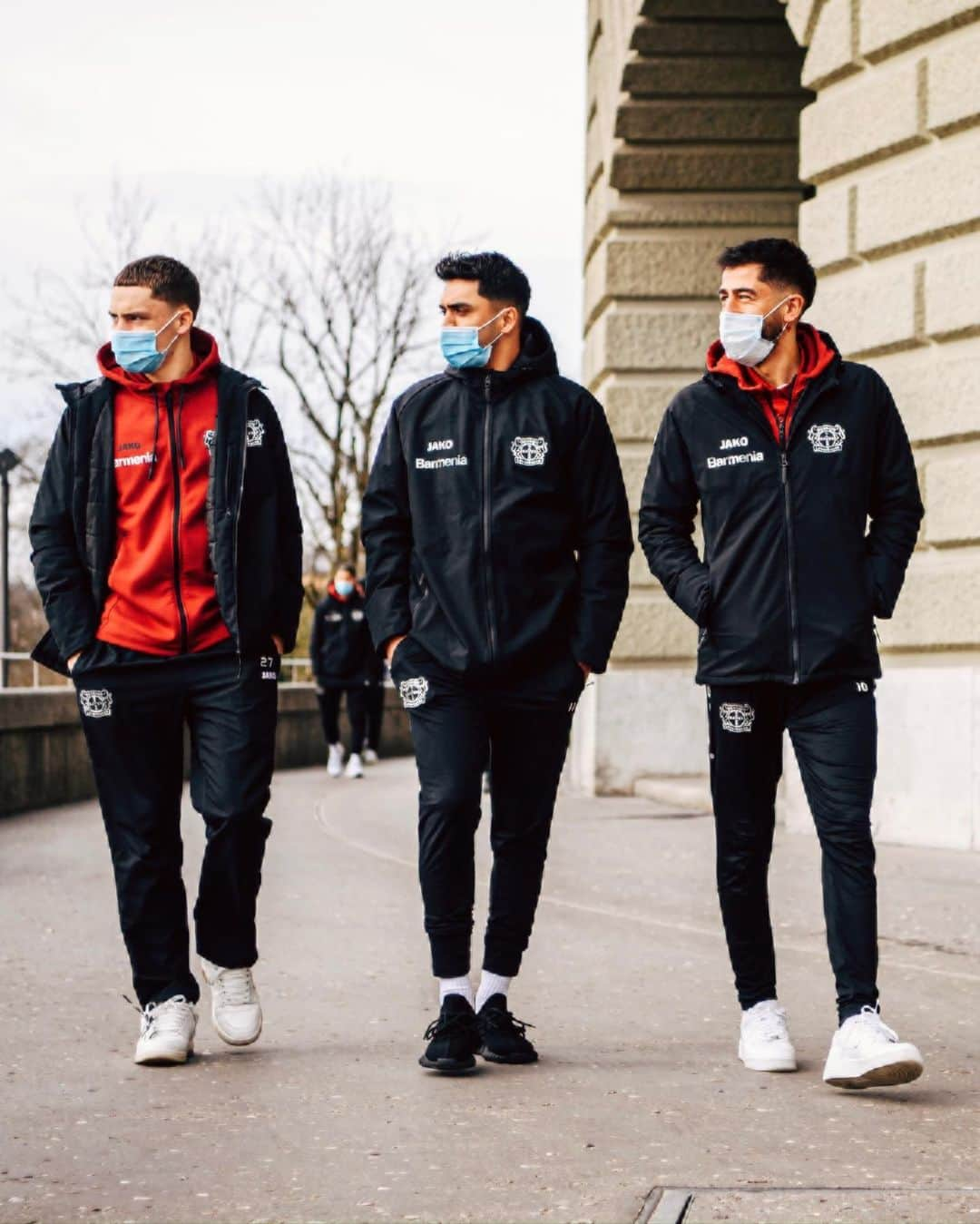 バイエル・レバークーゼンさんのインスタグラム写真 - (バイエル・レバークーゼンInstagram)「Little walk through Bern 🇨🇭 👀  #YBB04 #UEL」2月18日 20時58分 - bayer04fussball