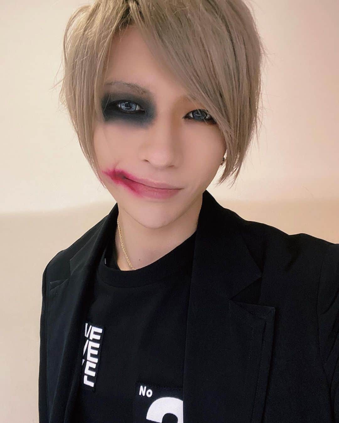 歌広場淳のインスタグラム：「💋」