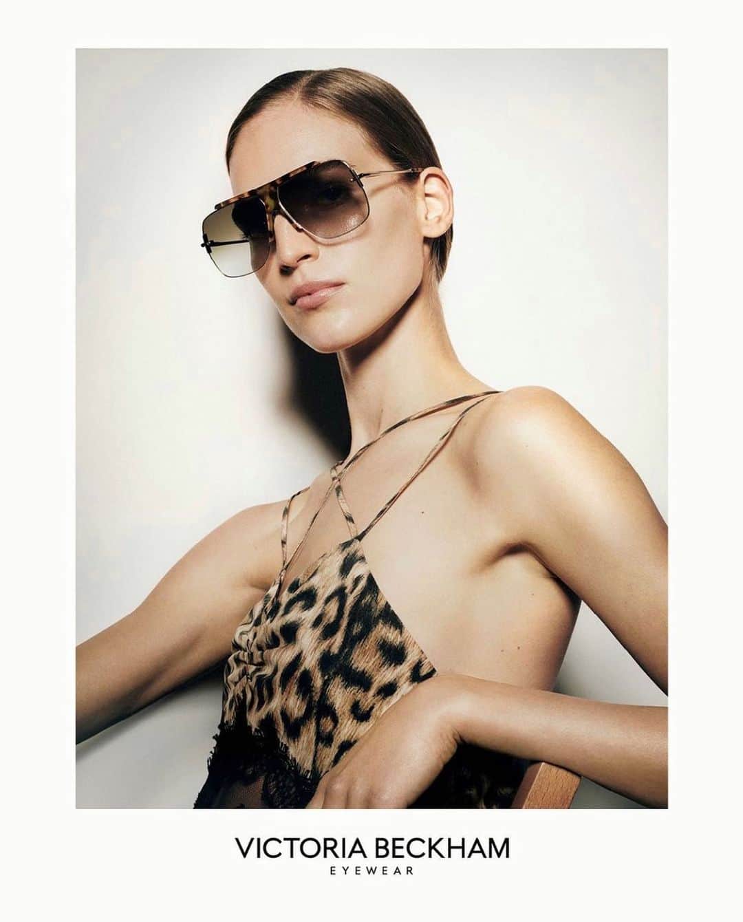 ヴァネッサ・アクセンテさんのインスタグラム写真 - (ヴァネッサ・アクセンテInstagram)「Talking big game 🐆」2月18日 21時00分 - vanessaaxente