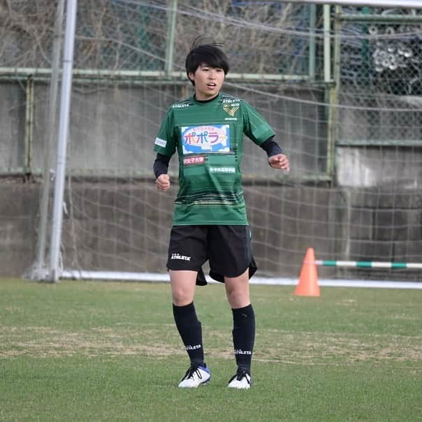 東京ヴェルディさんのインスタグラム写真 - (東京ヴェルディInstagram)「本日のトレーニングの様子をお届けします👸⚽️﻿ 永田ヘッドコーチが実際にボールを蹴って指導する場面やミニゲームまで、本日も最後まで元気いっぱいな女王たちでした。﻿ ﻿ ﻿ ﻿ ﻿ #beleza #ベレーザ﻿ #日テレベレーザ﻿ #日テレ東京ヴェルディベレーザ﻿ #東京﻿ #tokyo﻿ #清水梨紗﻿  #岩清水梓﻿ #インスタ始めました🔰   #永田雅人﻿ #三浦成美﻿ #木下桃香 #伊藤彩羅﻿ #岩﨑心南﻿ #小林里歌子」2月18日 21時01分 - tokyo_verdy