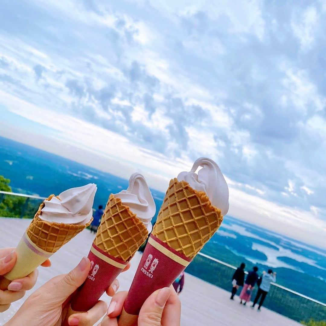 大寺かおりさんのインスタグラム写真 - (大寺かおりInstagram)「世の中が落ち着いたら また旅行に行きたい！！ やっぱり非日常の時間って必要✨ . どこにもお出かけできないので 過去の旅行の写真を😊 . だーーい自然の中で 思いっっ切り深呼吸したい🥺 . . . #過去pic #三重旅行 #志摩 #志摩市 #横山展望台 #横山天空カフェテラス #旅行 #photo #photo_jpn #日本の絶景 #photography」2月18日 21時10分 - kaori_ootera