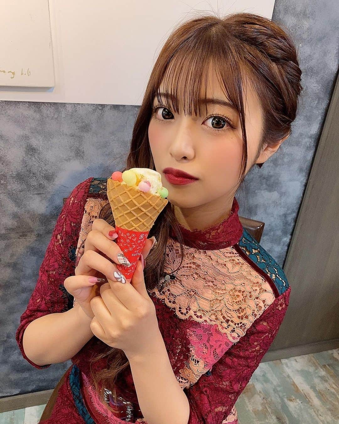 MaRuRi（まるりとりゅうが）さんのインスタグラム写真 - (MaRuRi（まるりとりゅうが）Instagram)「名古屋食レポした金箔ソフト🍦♡ #最後の動画見てね#ギャグセン落ちたかな」2月18日 21時05分 - maruridayo