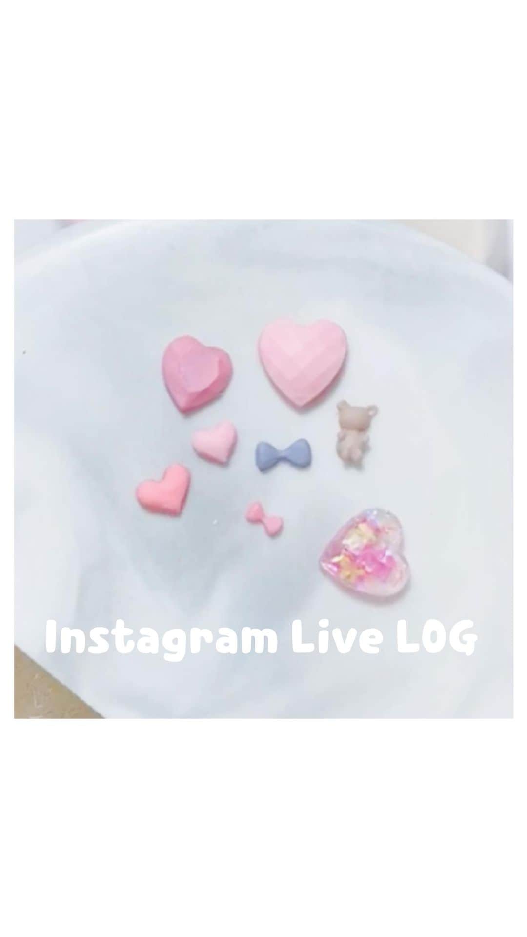 なかやまちえこのインスタグラム：「Acrylic × silicon mold  インスタライブのログはYouTubeにアップしたら、消すものもあるのでご了承下さい🙏💦⠀ ⠀ インスタライブは仕事をしております、PREANFA （PREGEL、Betty gel、きまぐれキャット、PREXY） の商品を使って行っております😌🙏⠀  PREGEL・Betty gel・きまぐれキャット・PREANFA・PREXY商品は、⠀ ネイリストの方は↓ ⠀ プリモール @nail_premall ⠀ http://gelnailshop.com/ ⠀ キャンディポケット @candypocket_official ⠀ http://www.beautysupport.jp/sm/script_main/shoptop.php ⠀ セルフの方は↓ ⠀ ジョイアート @joyartofficial ⠀ http://joyart.biz/ ⠀ ⠀ にて購入頂けます☺️⠀  #nail #nails #nailart #ネイル #美甲 #ネイルアート  #japanesenailart #manucure #japanesenails #manicurist #gelnails #أظافر #네일아트 #미용 #vẽmóng #ngườiđẹp  #เพ้นท์เล็บ #искусствоногтя #artedeuñas #เพ้นท์เล็บเจล #ジェルネイルデザイン #オーロラネイル #auroranails #ゆめかわ #ゆめかわネイル #kawaii #kawaiinails #ファンシーネイル #fancynails @pregelofficial @kimagure_cat_whim @bettygel_official @prexyofficial」