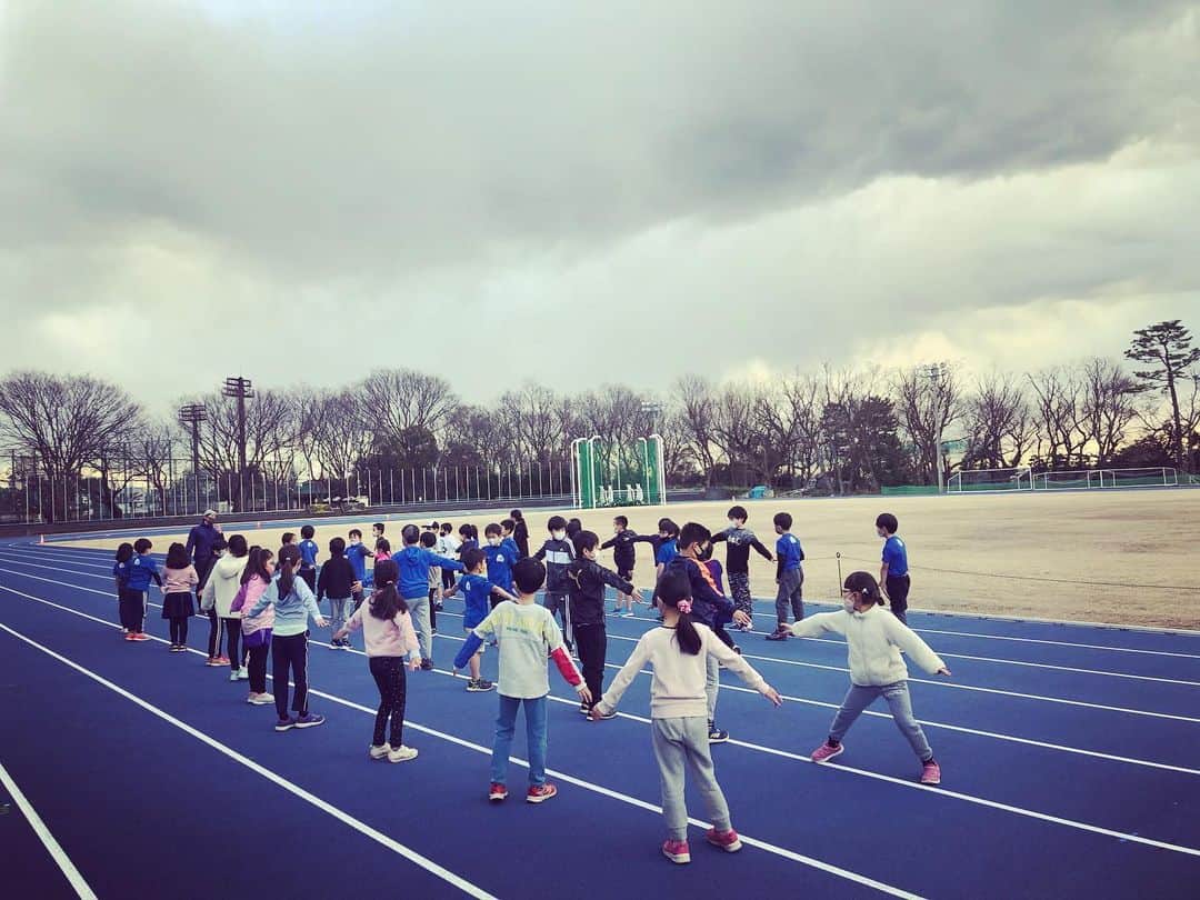 飯沼誠司さんのインスタグラム写真 - (飯沼誠司Instagram)「Setagaya Swimming Academy. 今日は木曜日チームの陸上プログラム。 幼児から高校生まで時間を変えて貸し切りトレーニング。 素晴らしい環境で日々良いトレーニングできています。 #setagayaswimmingacademy  #stsa #lifesaving  #spirits #seijiiinuma」2月18日 21時37分 - seiji_iinuma
