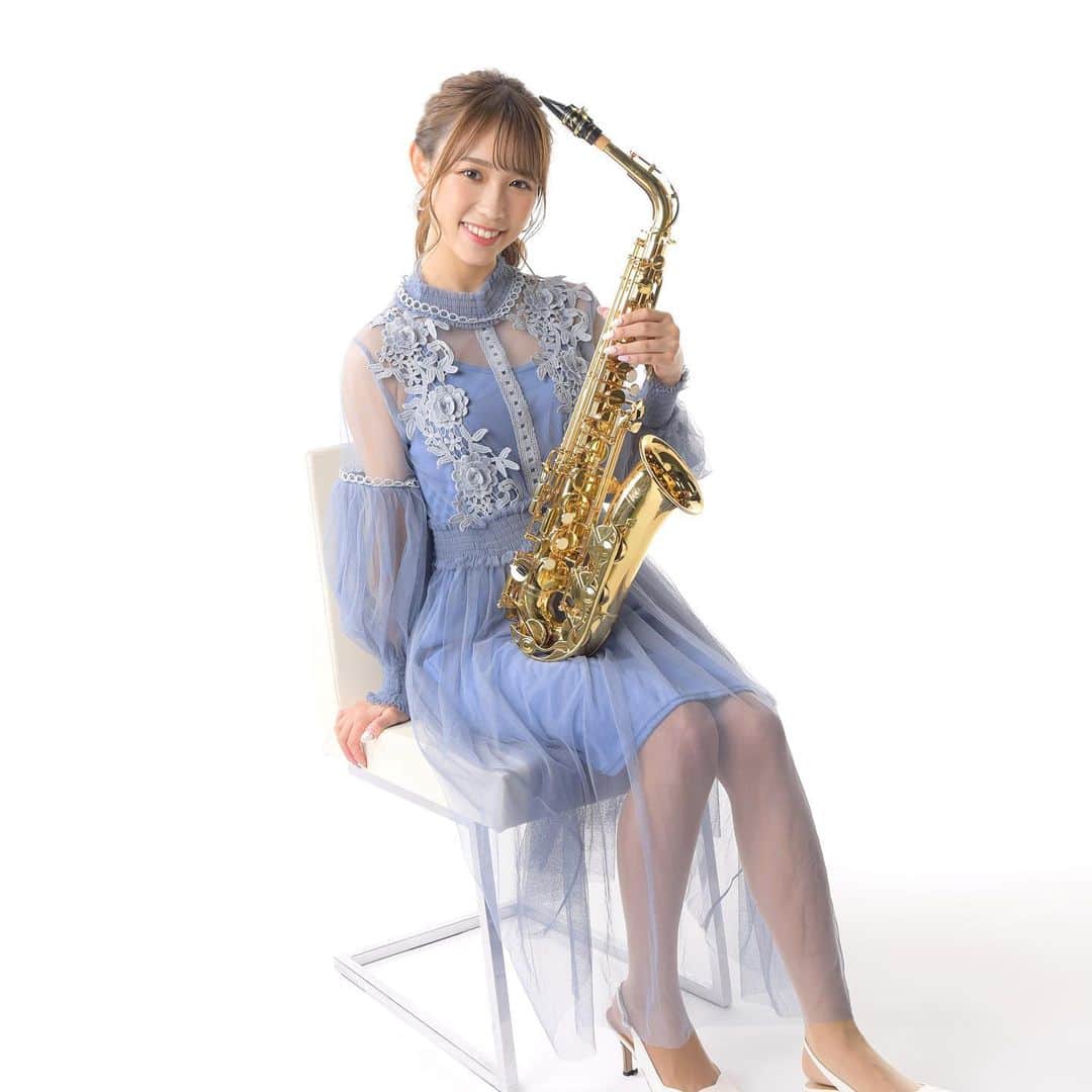 山本瑠香さんのインスタグラム写真 - (山本瑠香Instagram)「My SAX🎷✨  中1のときたった3ヶ月間だけ 吹奏楽部に入ってて… 初心者ながらSAX持ってるってゆう😂😂😂  みなさん何か楽器できますか！？🎹🎸🎺  #sax #altosax #saxophone #サックス」2月18日 21時32分 - ruka_1010_team8