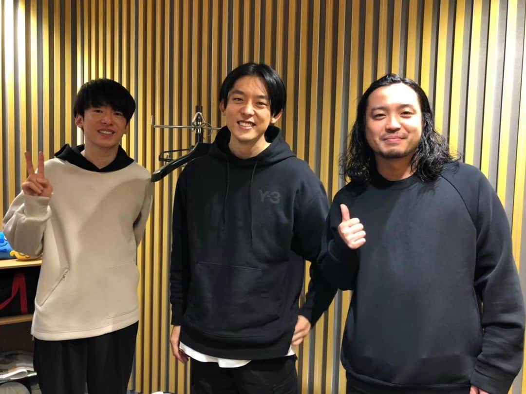 KEN THE 390のインスタグラム：「Creepy Nutsのオールナイトニッポン0 ゲスト出演しました📻  みんな聴いてくれましたか？😂  まだの方もradikoで是非」