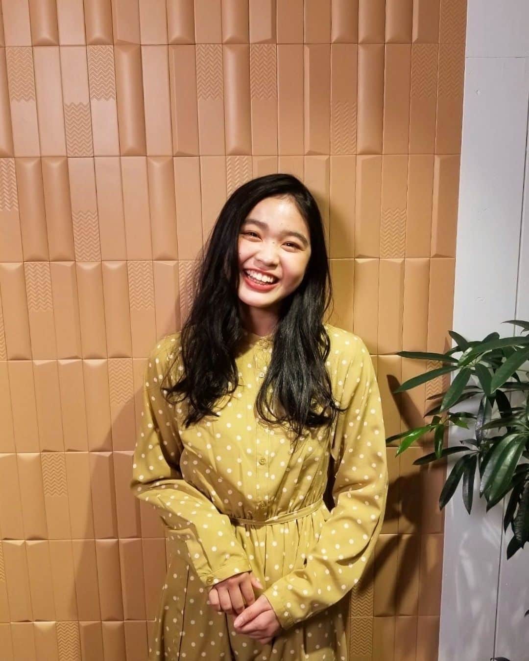 河原寧々のインスタグラム：「. ヘアメイクさんマジック🪄」