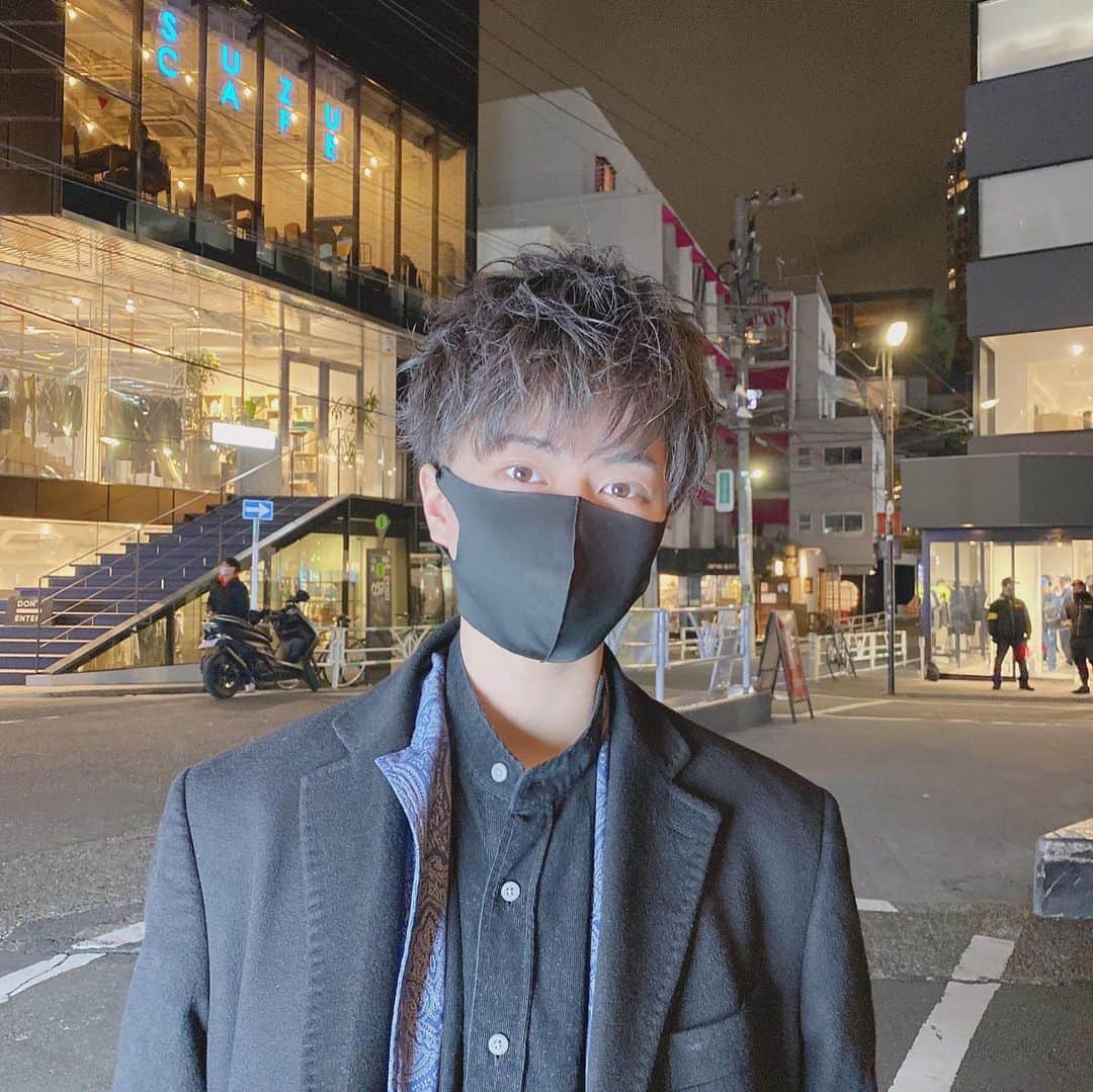 のインスタグラム：「そういえば！OCEAN TOKYOにて宮島さんに髪をカットして頂きました！めちゃさっぱりしたけどどうかな？トリートメントとストレートもして頂きました！あとセットも神です。」