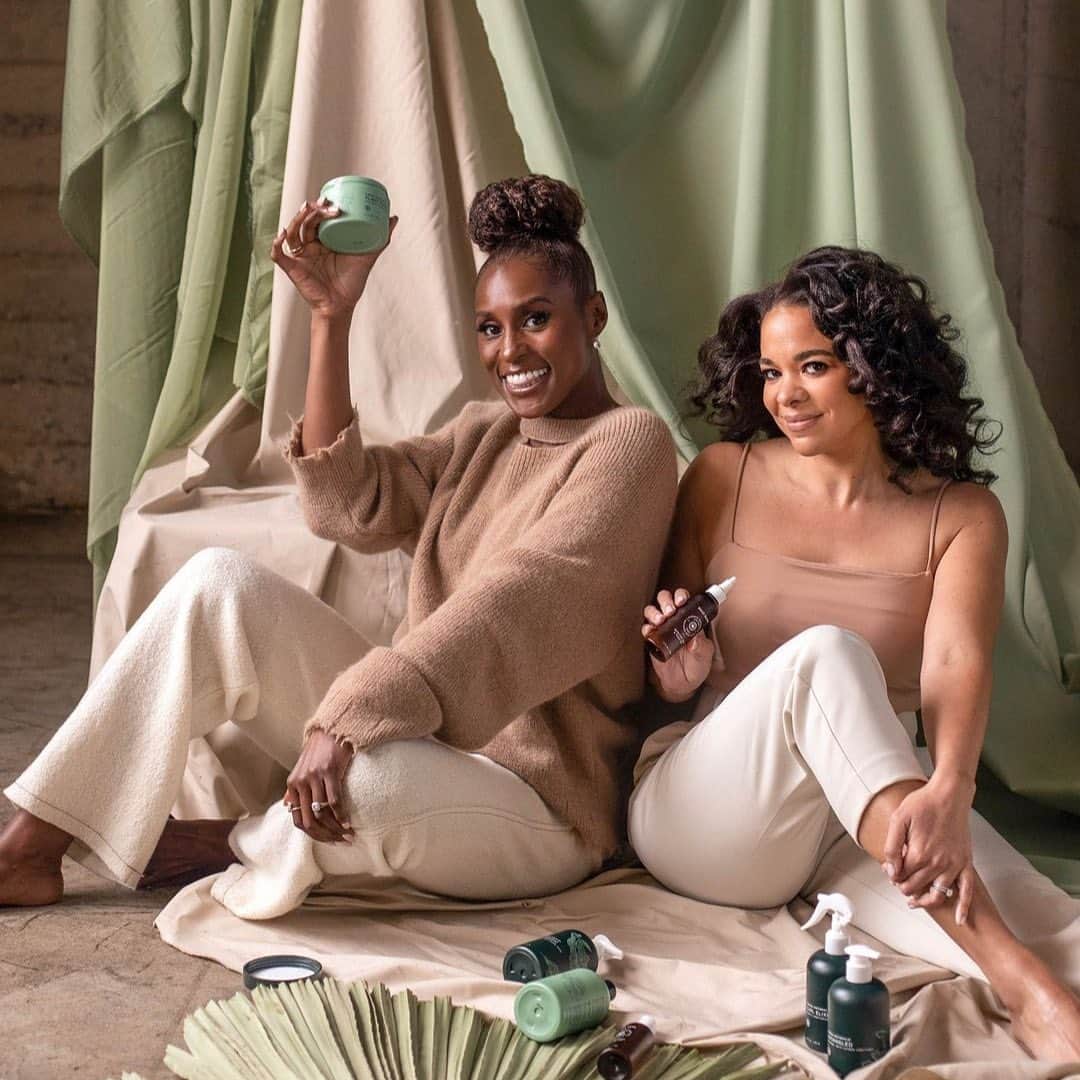 Target Styleのインスタグラム：「Clean care for textured hair. 🌿 @SiennaNaturals is for the ladies who want an effective and all-natural regimen. Paraben, fragrance, and cruelty-free because you shouldn't have to choose between good hair and ingredients that are good for YOU and the planet. 🌎」