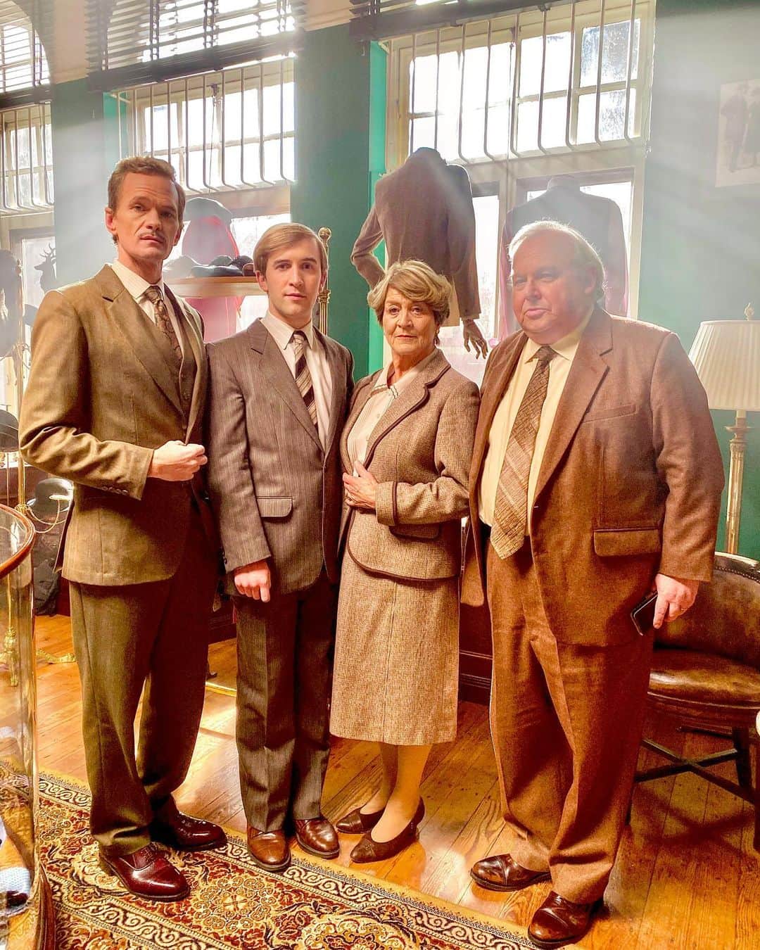 ニール・パトリック・ハリスのインスタグラム：「A posh personal pic of myself, Callum, Susan Brown and Nic Blaine, between shots at the Culver & Hound. #itsasin @callumshowells @hbomax @russelltdavies63 @pjuk」