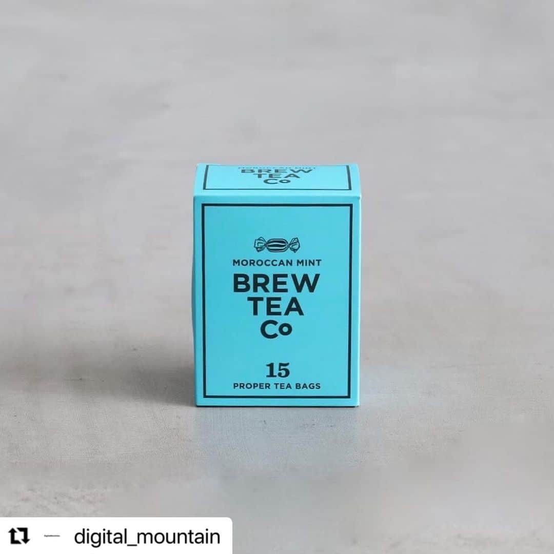 wonder_mountain_irieさんのインスタグラム写真 - (wonder_mountain_irieInstagram)「#Repost @digital_mountain with @make_repost ・・・ _ ［ for : lifestyle ］ BREW TEA CO / ブリュー ティー コー “TEA BAG” ￥1,188- _ 〈online store / @digital_mountain〉 https://www.digital-mountain.net/shopbrand/l_foods/ _ #BREWTEACO #ブリューティーコー _ 【オンラインストア#DigitalMountain へのご注文、発送】 *24時間受付 *14時までのご注文で即日発送 *1万円以上のお買い物で送料無料 ・商品のお問い合わせ tel：084-973-8204 ・カスタマーサポート (返品/交換やサイトの利用方法に関するお問い合わせ) tel : 050-3592-8204 _ We can send your order overseas. Accepted payment method is by PayPal or credit card only. (AMEX is not accepted)  Ordering procedure details can be found  here. > > http://www.digital-mountain.net/html/page56.html _ ［実店舗］ 本店: Wonder Mountain （@wonder_mountain_irie） 〒720-0044 広島県福山市笠岡町4-18 JR 「#福山駅」より徒歩10分 blog→ http://wm.digital-mountain.info _ 系列店: HAC by WONDER MOUNTAIN （@hacbywondermountain） 〒720-0807 広島県福山市明治町2-5 2F JR 「福山駅」より徒歩15分 _ #WonderMountain #ワンダーマウンテン #HACbyWONDERMOUNTAIN #ハックバイワンダーマウンテン #japan #hiroshima #福山 #福山市 #尾道 #倉敷 #鞆の浦 近く _」2月19日 8時11分 - wonder_mountain_