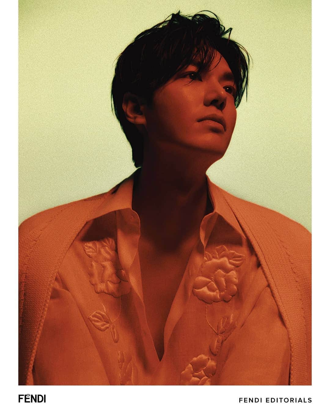 Fendiのインスタグラム：「New-season neutrals. @actorleeminho wears the #FendiSS21 total look and accessories on the cover of @gq_korea. #FendiEditorials #LeeMinHo  Talent: @actorleeminho Photographer: Jong Ha Park  Fashion Editor: Na Na Park  Stylist: Hye Jin Jung  Hair: Min Lee Make-up: Lee Seul Lee」