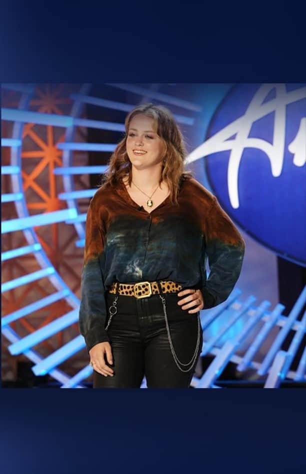 American Idolのインスタグラム：「@katyperry  says @thehannahjeverhart  has an attitude problem...but she likes it! 💅🏼 Get ready for more #AmericanIdol  on SUNDAY at 8|7c on @abcnetwork!」