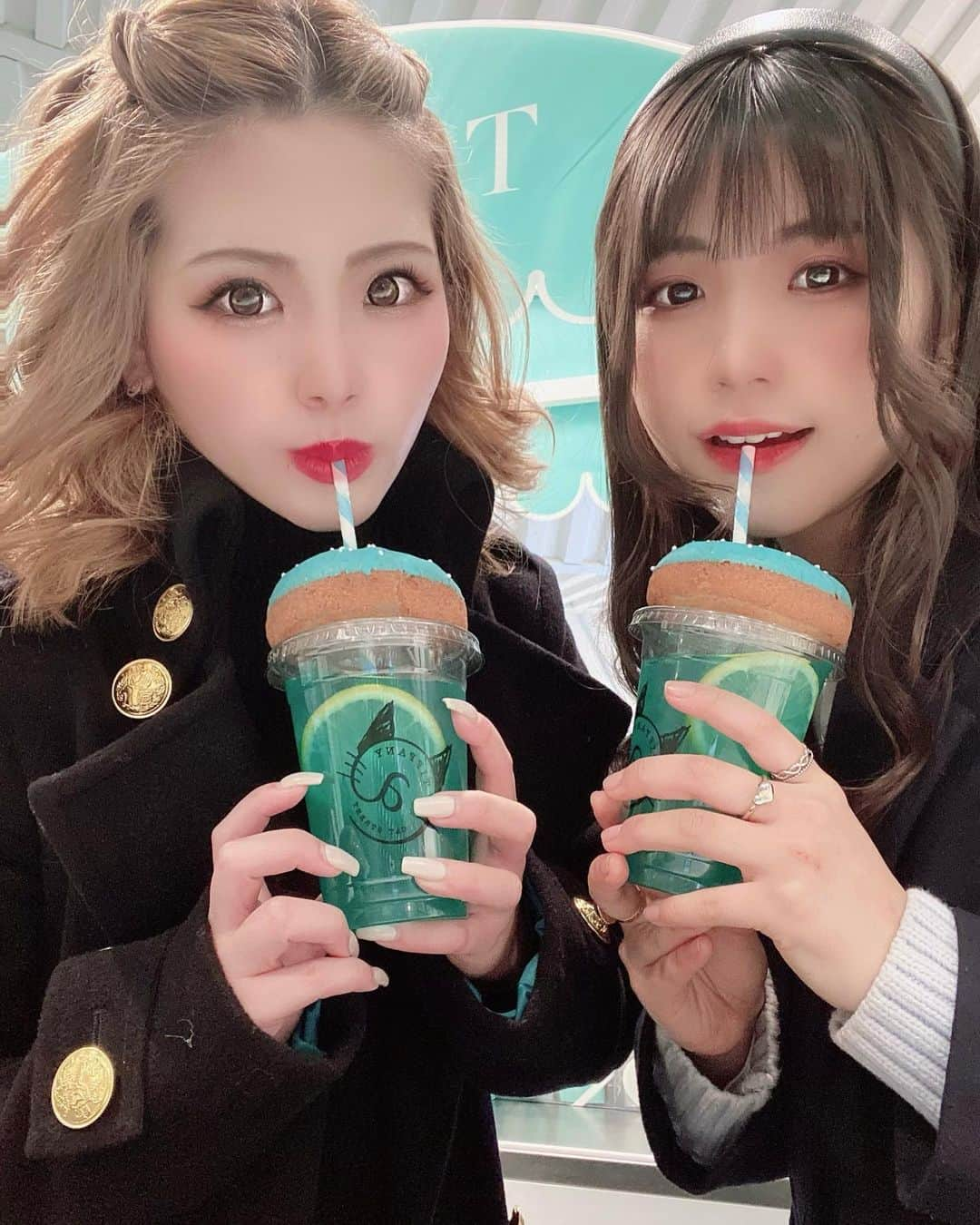 Hazukiさんのインスタグラム写真 - (HazukiInstagram)「❤︎ 姉妹☺︎ . #tiffanyカフェ #tiffanycafe  #tiffany #tiffany&co #東京#東京グルメ #東京カフェ  #原宿#原宿グルメ #原宿カフェ」2月19日 0時38分 - hazuki_.738