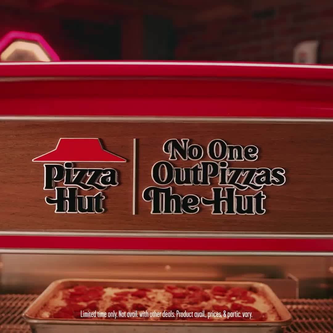 のインスタグラム：「Polishing off our latest 🍕 creation—the New Detroit-Style Pizza.」