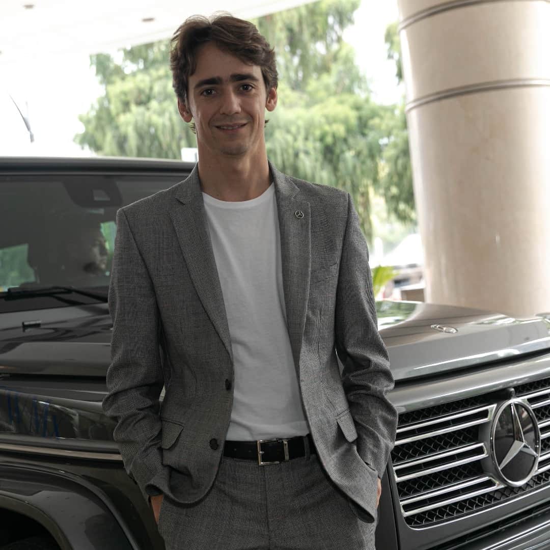 エステバン・グティエレスのインスタグラム：「#TBT to @mercedesbenzmx Fashion Week. #EG21 #MBFWMX」