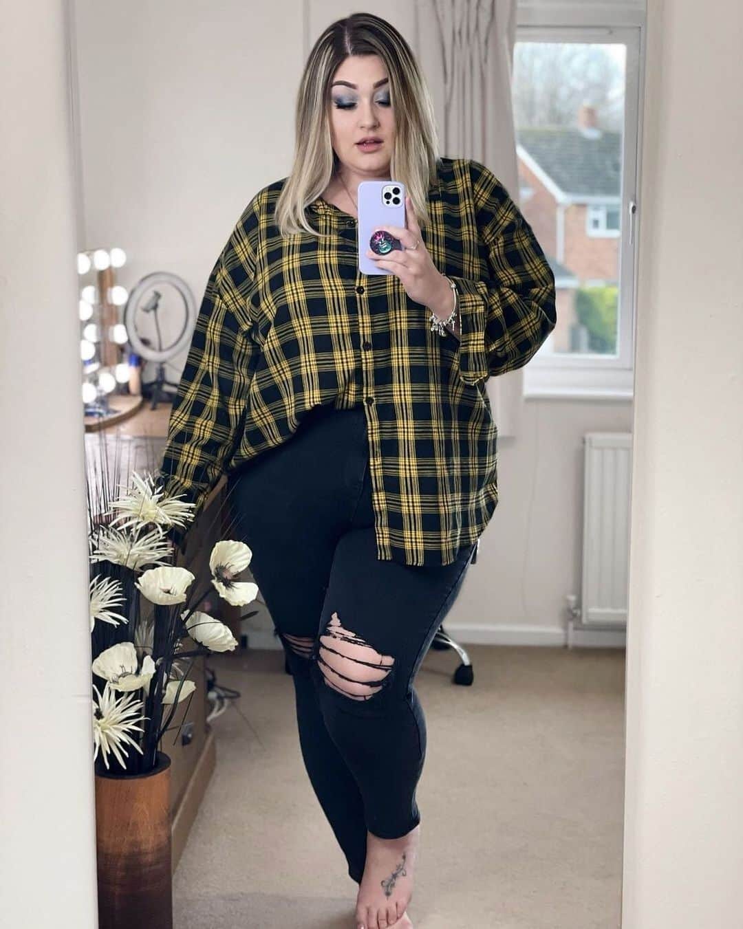 SHEINのインスタグラム：「Pretty in plaid 💛 @armyhousewifelife  Shop Item #: 1394829  #SHEINgals #SHEINstyle #SHEINSS21 #SHEINCurve」