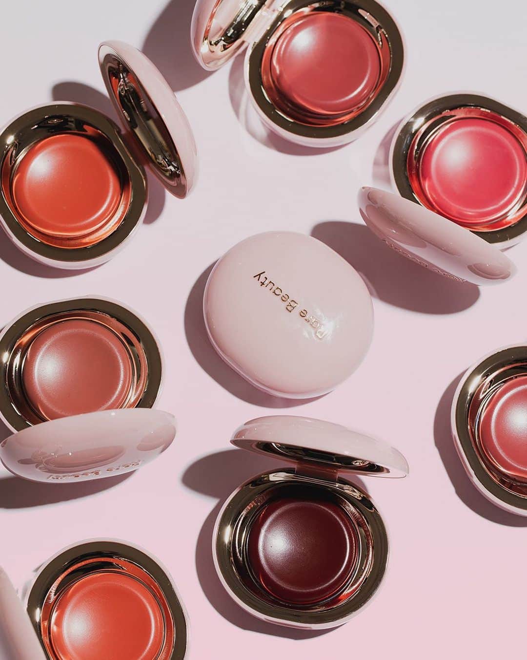 のインスタグラム：「Love a natural-looking, blendable blush? Then you’ll adore the latest from @rarebeauty. Introducing the NEW Stay Vulnerable collection Melting Cream Blush! This ultra-blendable, weightless blush effortlessly melts onto skin, leaving a beautiful, soft-color finish. Available in five universally flattering shades. Only at Sephora.  Stay Vulnerable Melting Cream Blush」