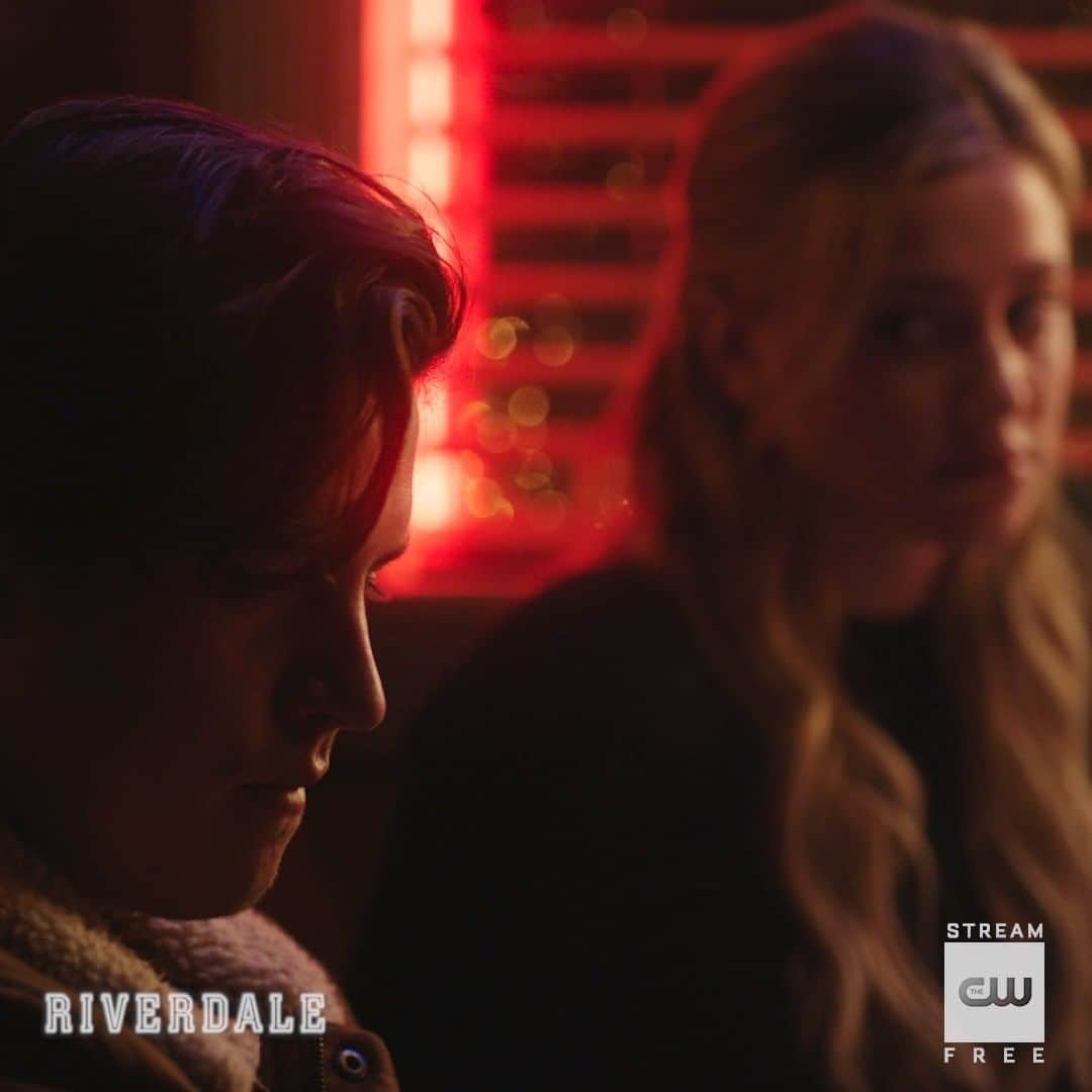 The CWのインスタグラム：「You can't go home again. Stream the first 5 episodes of @thecwriverdale free only on The CW! #Riverdale」