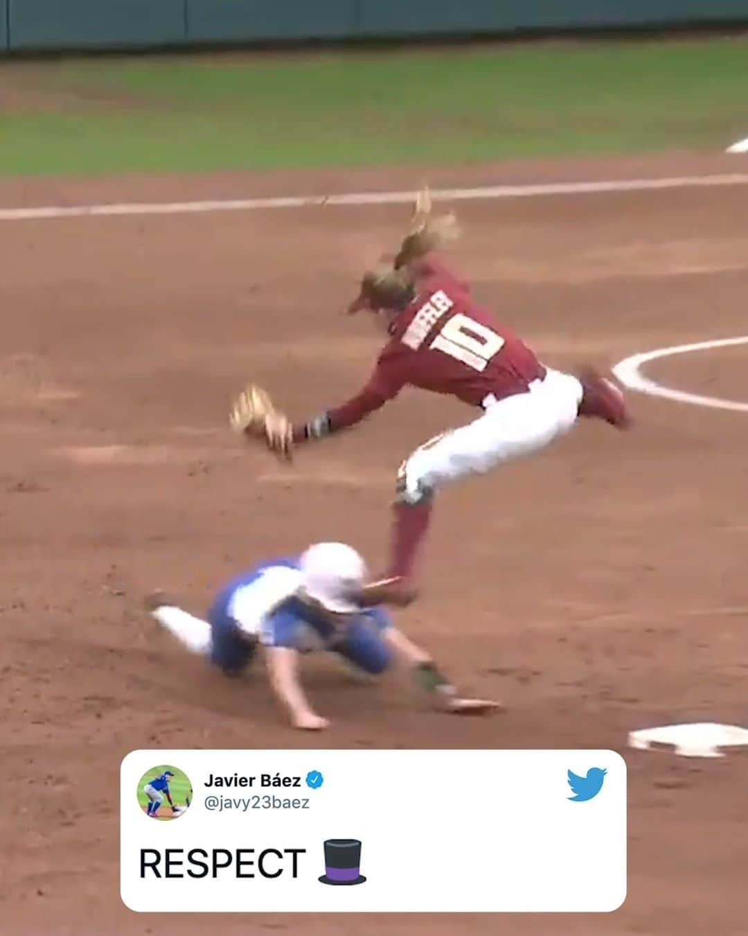 espnのインスタグラム：「Game recognize game 🤝 @javy23baez salutes Florida State's @jmuff10 (via @accnetwork)」