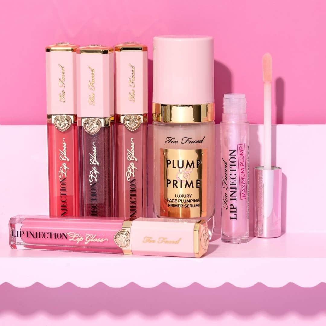 Too Facedのインスタグラム：「Our Thursday lineup! 💓😍 Which plumping product are you reaching for today!? #toofaced」