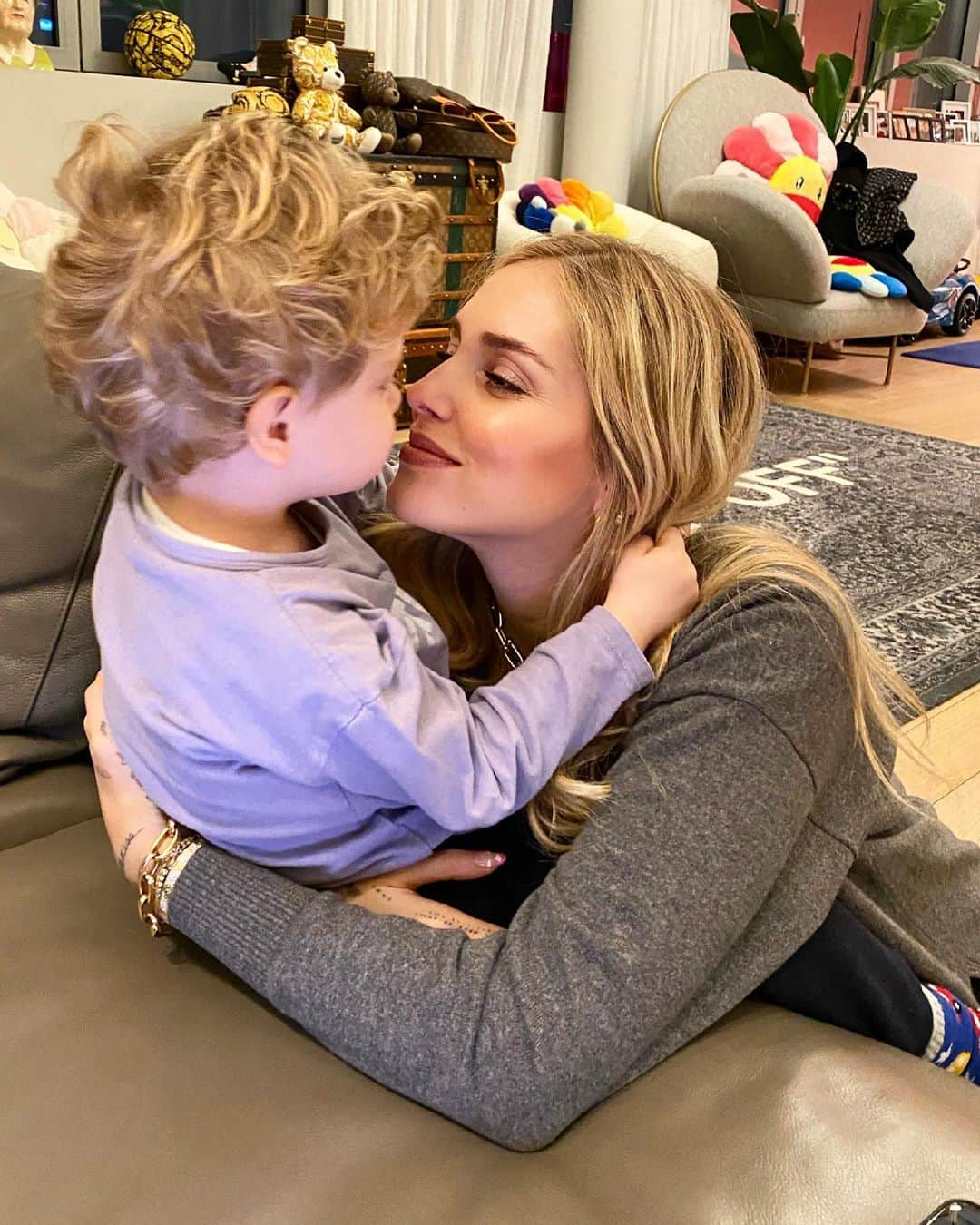 キアラ・フェラーニさんのインスタグラム写真 - (キアラ・フェラーニInstagram)「There isn’t a greater love 🥰」2月19日 3時45分 - chiaraferragni