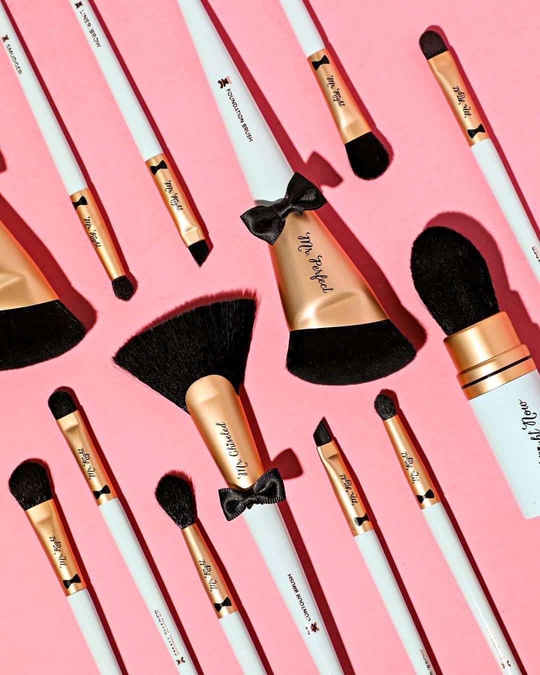Too Facedのインスタグラム：「Take your beauty routine to the next level with our cruelty-free makeup brushes 💗 Brush up on your makeup skills with Mr. Right, Mr. Perfect, and Mr. Chiseled. #tfcrueltyfree #toofaced」