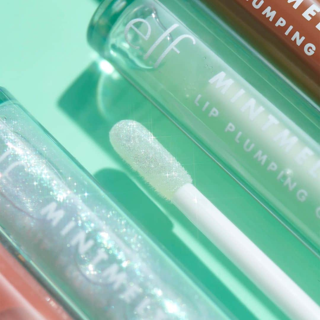 e.l.f.さんのインスタグラム写真 - (e.l.f.Instagram)「Lipgloss? Poppin' ✨Mint Melt Lip Plumping Glosses have super high-shine with a plumping effect and a delicious vanilla mint scent  💚🍦  Tap to shop for $4! Also available exclusively @walmart #eyeslipsface #elfingamazing #elfcosmetics #crueltyfree #vegan」2月19日 5時02分 - elfcosmetics