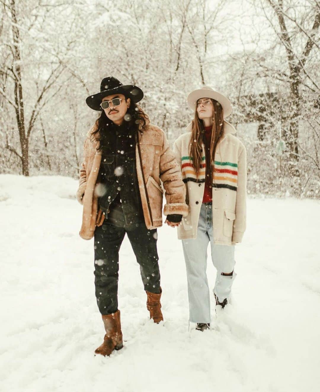 フライのインスタグラム：「#FryeOAO // The Original. The Authentic. The Only. @denny623 wears the Harness 8R. #InMyFRYE ❄️」