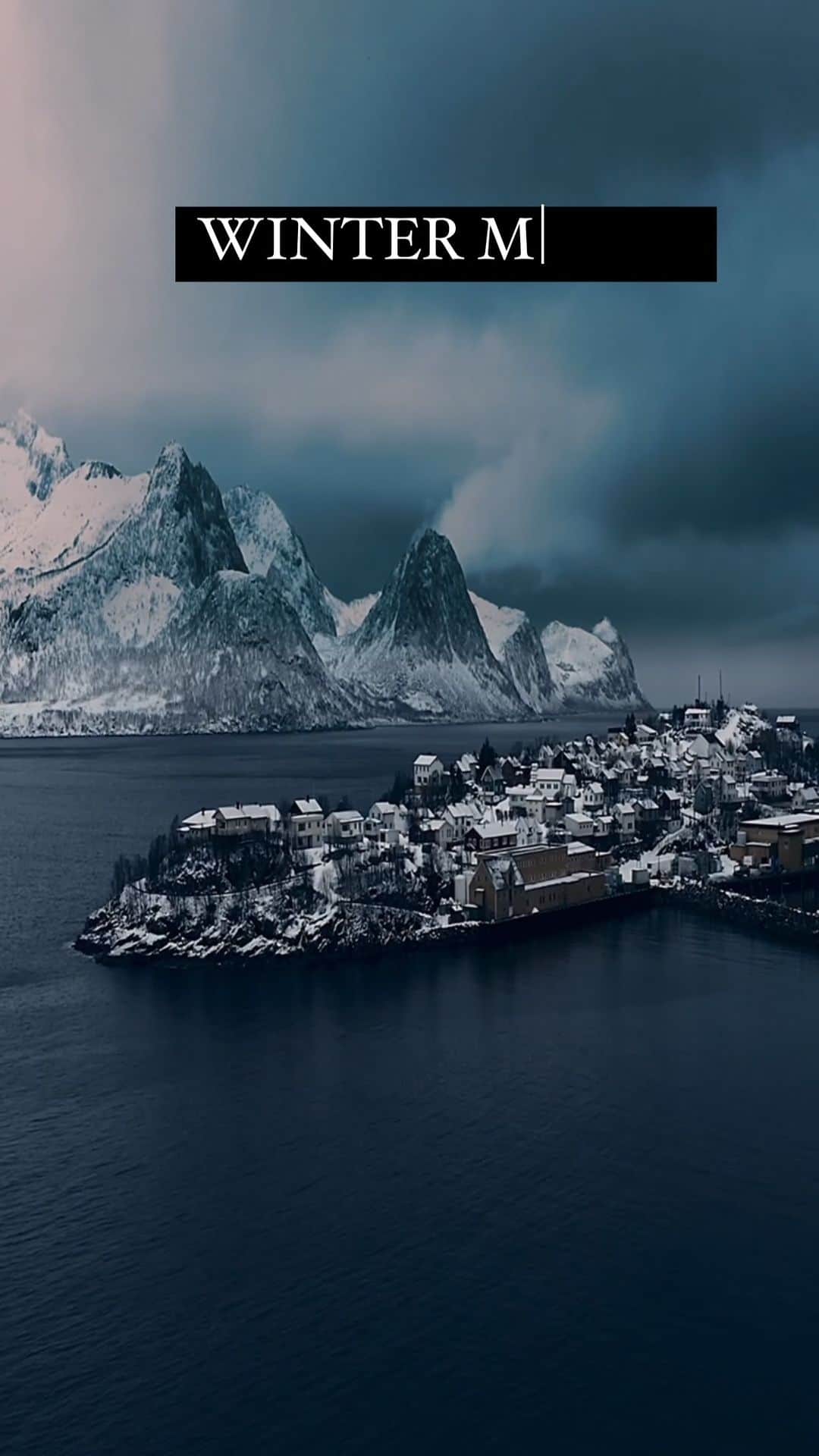 Lonely Planetのインスタグラム：「Winter encapsulated perfectly. Are you a fan of cold weather?  📷 via @ronald_soethje  📍Norway  #lonelyplanet #norway」